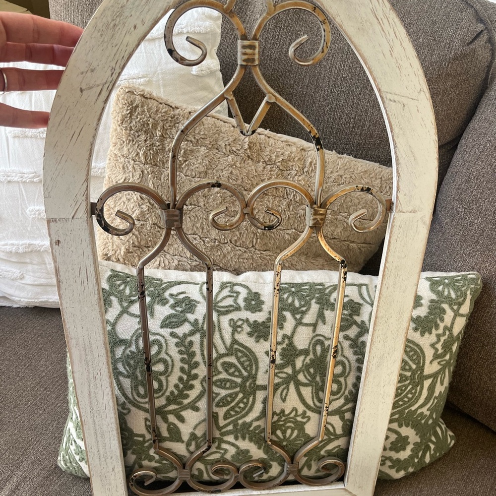Vintage White and Gold Decorative Arch